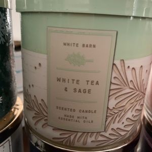 White tea and sage candle